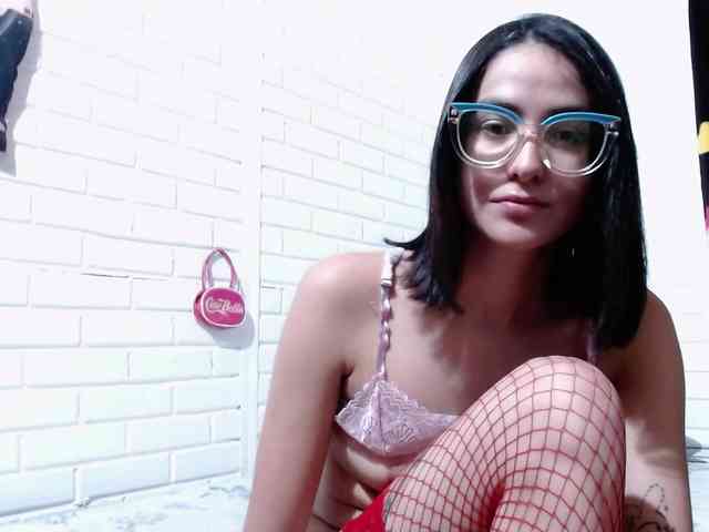 crystalstonee1 webcam