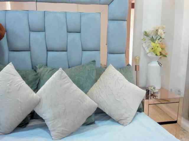 crystalstonee1