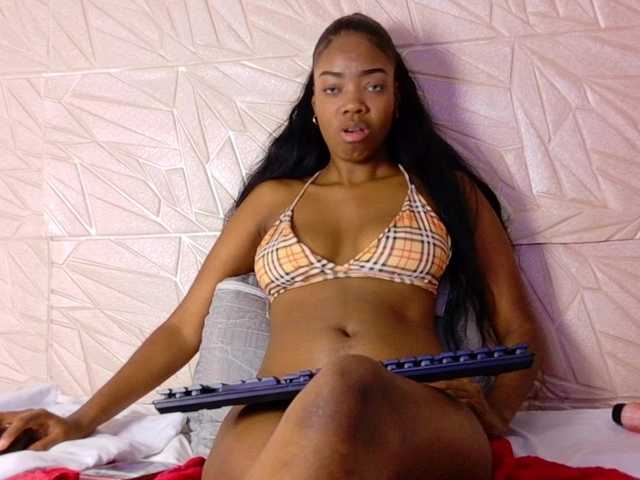 Nina-bae live cam on BongaCams
