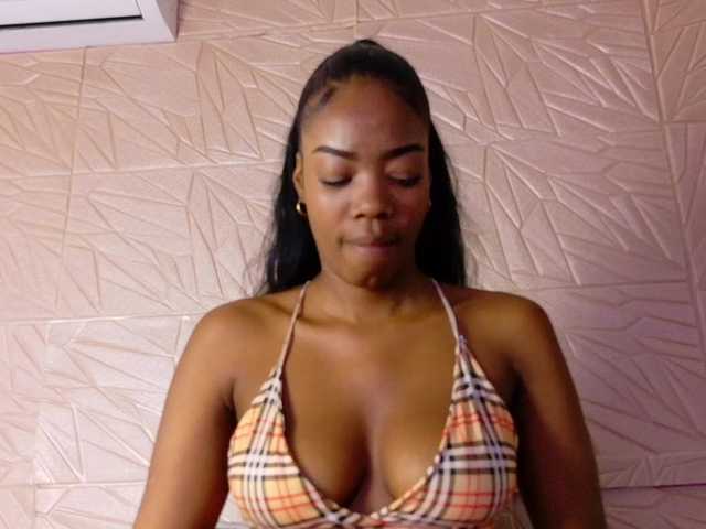 Nina-bae live cam on BongaCams