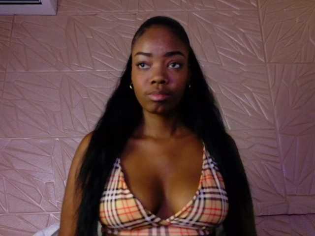 Nina-bae live cam on BongaCams
