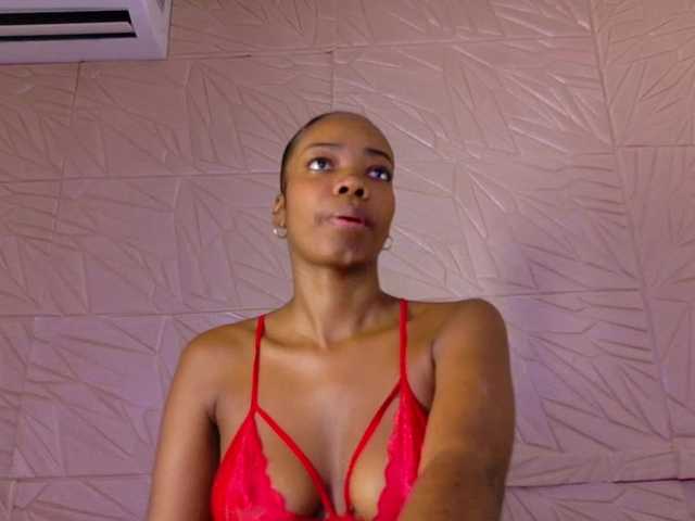 Nina-bae live cam on BongaCams