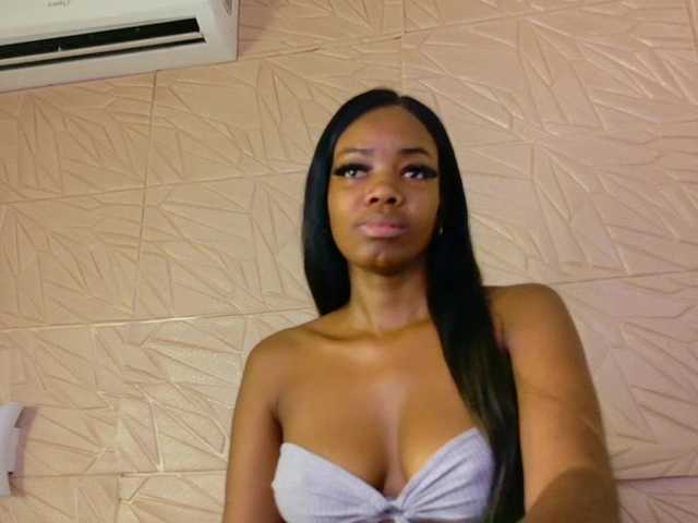 Nina-bae live cam on BongaCams