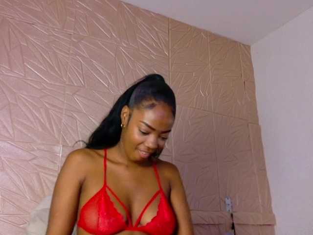 Nina-bae live cam on BongaCams