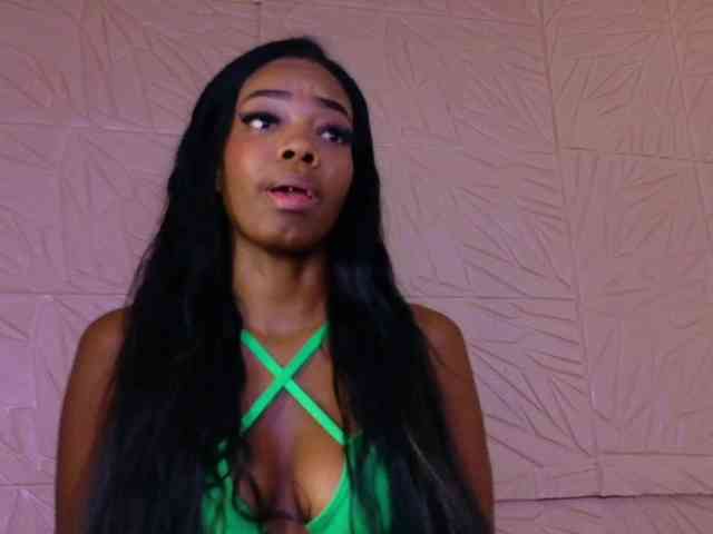 Nina-bae webcam
