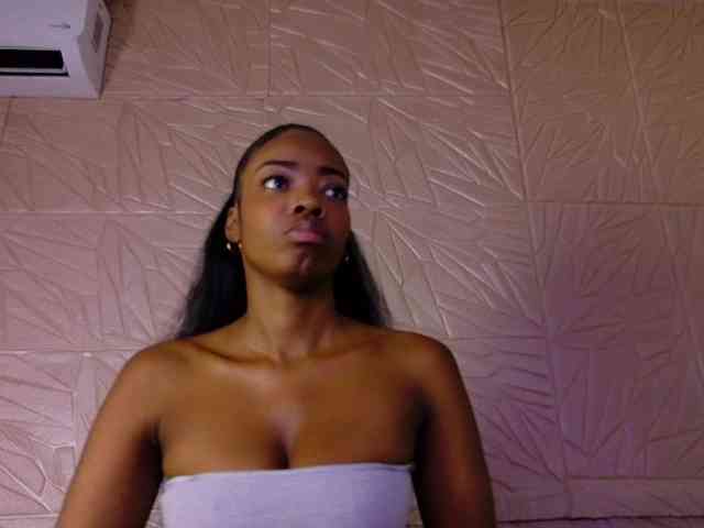 Nina-bae webcam