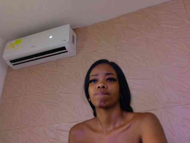 Nina-bae webcam