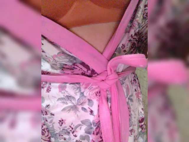 Dina7771 live cam on BongaCams