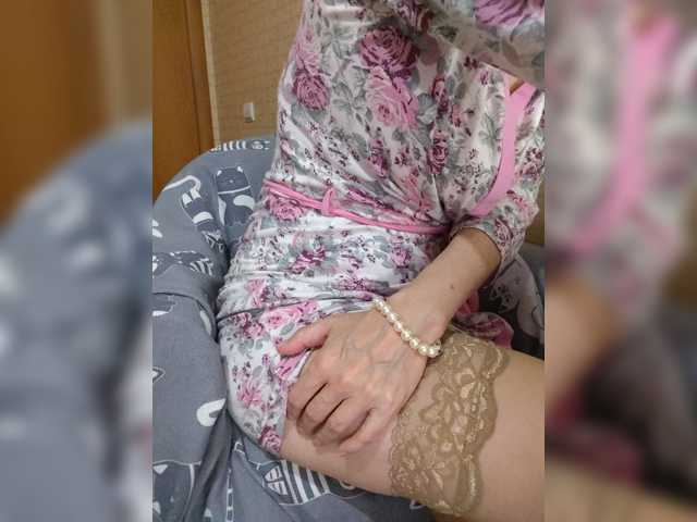 Dina7771 live cam on BongaCams