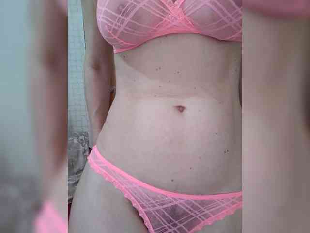 Dina7771 webcam