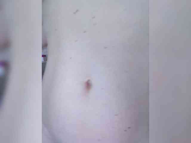Dina7771 webcam