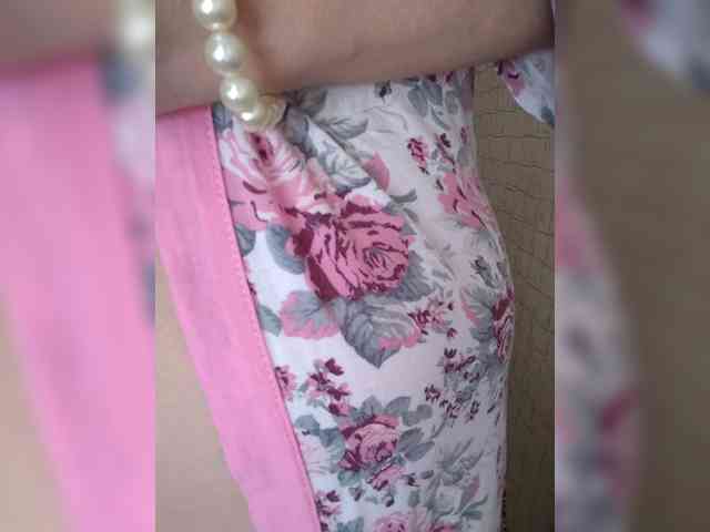 Dina7771 webcam