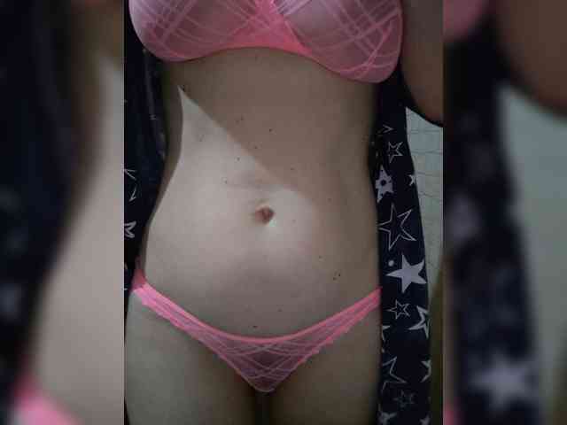 Dina7771 webcam