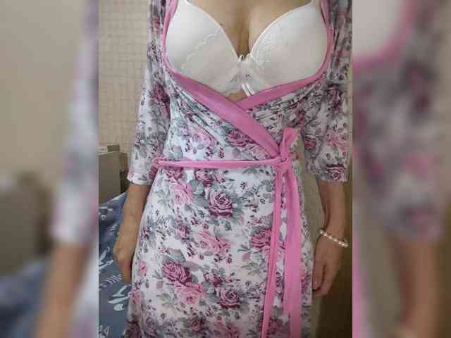 Dina7771 webcam
