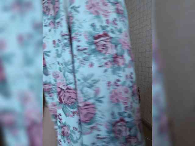 Dina7771 webcam