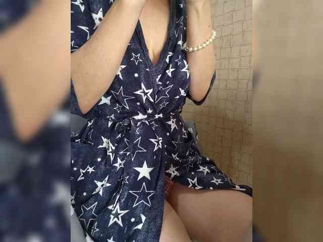 Dina7771 Sex Cam Show