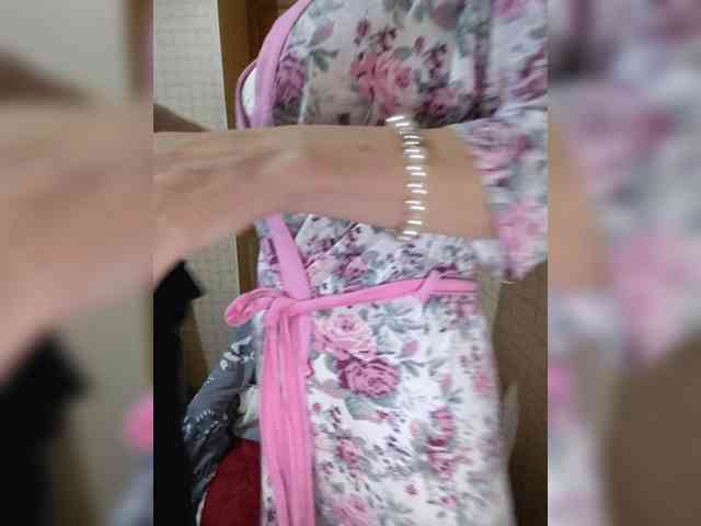 Dina7771 webcam