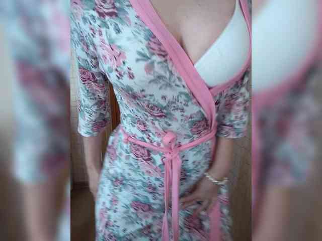Dina7771 webcam