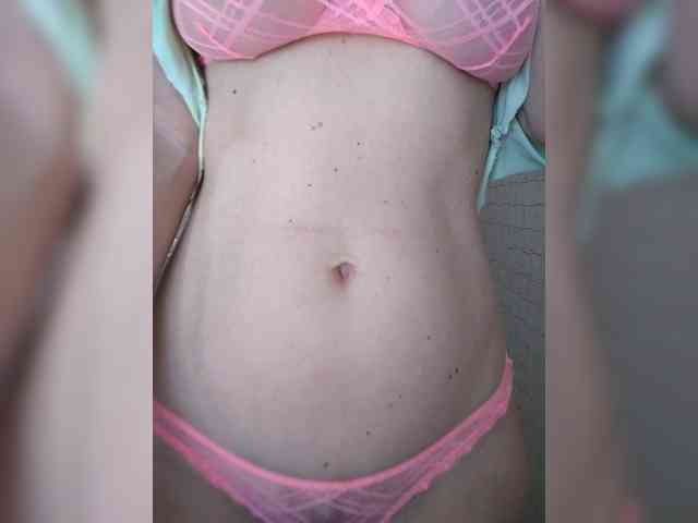Dina7771 webcam