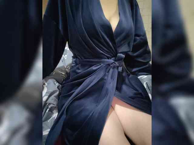 Dina7771 webcam