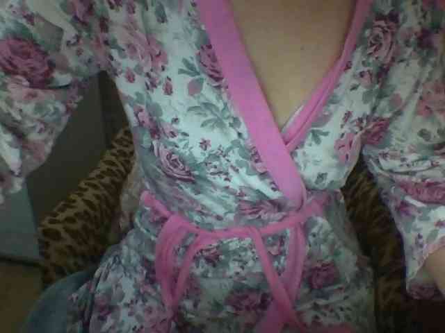 Dina7771 webcam