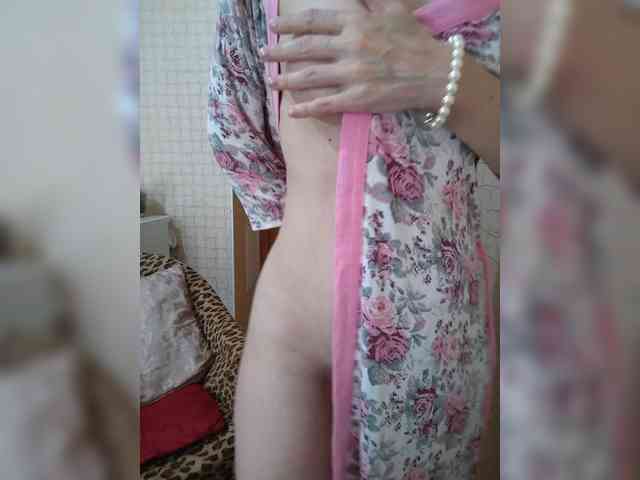 Dina7771 webcam