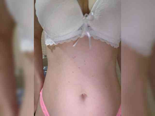 Dina7771 webcam