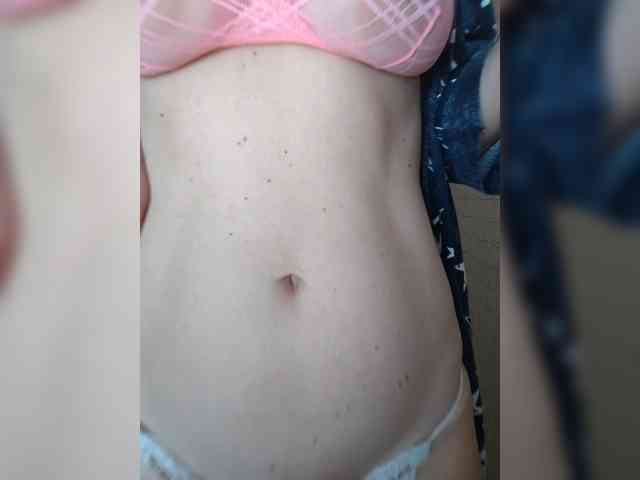 Dina7771 webcam