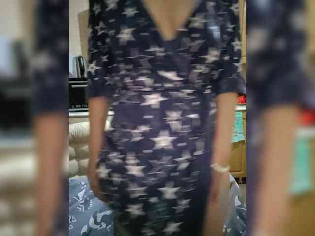Dina7771 webcam
