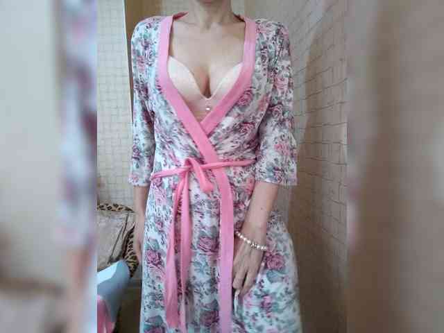 Dina7771 webcam