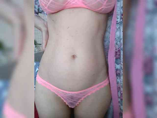 Dina7771 webcam