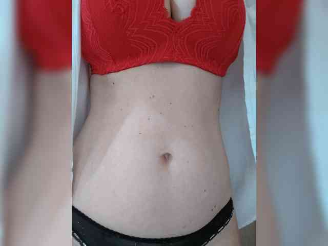 Dina7771 webcam