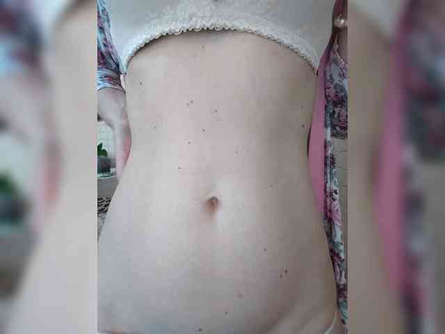 Dina7771 webcam