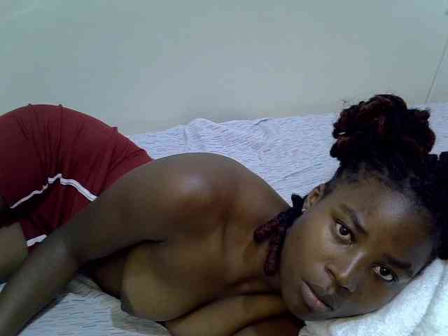 Babyhott webcam