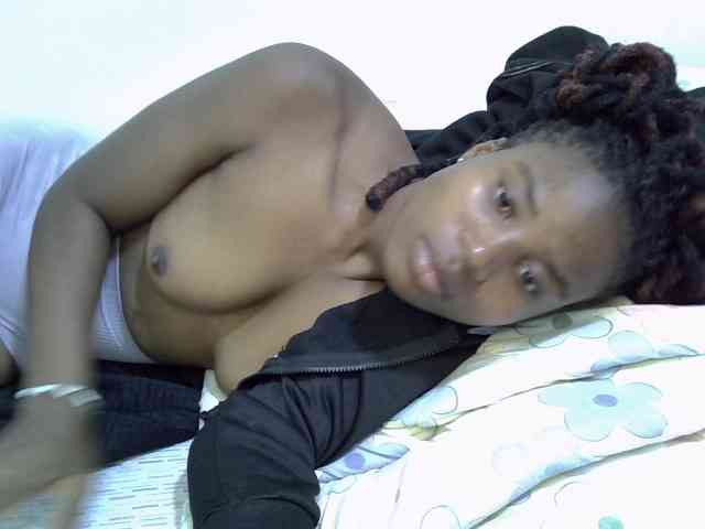 Babyhott webcam