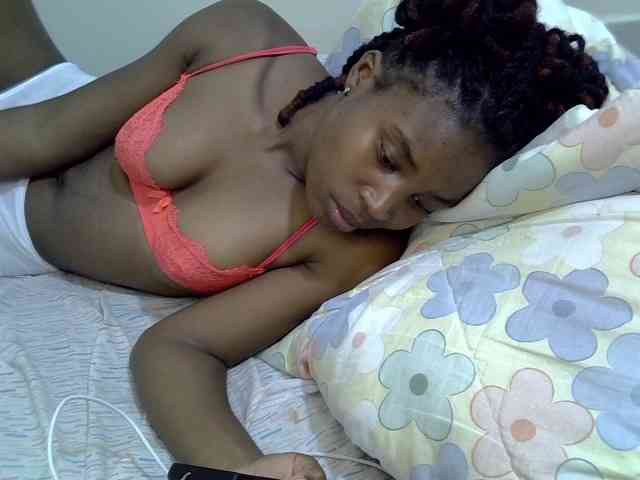 Babyhott webcam