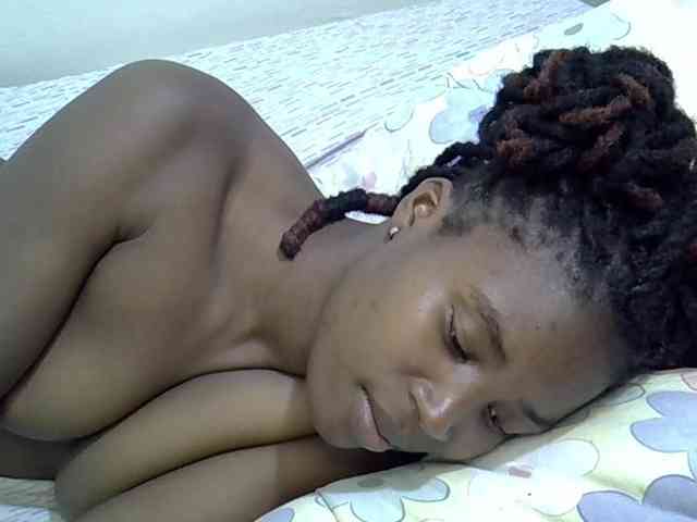Babyhott webcam