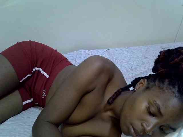 Babyhott webcam