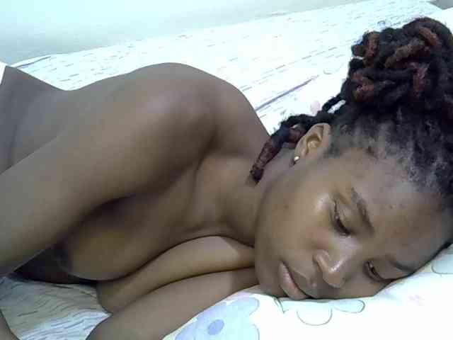 Babyhott webcam