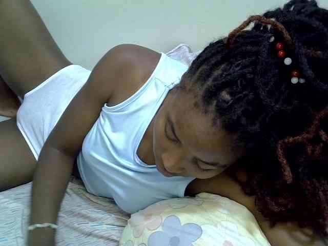 Babyhott webcam