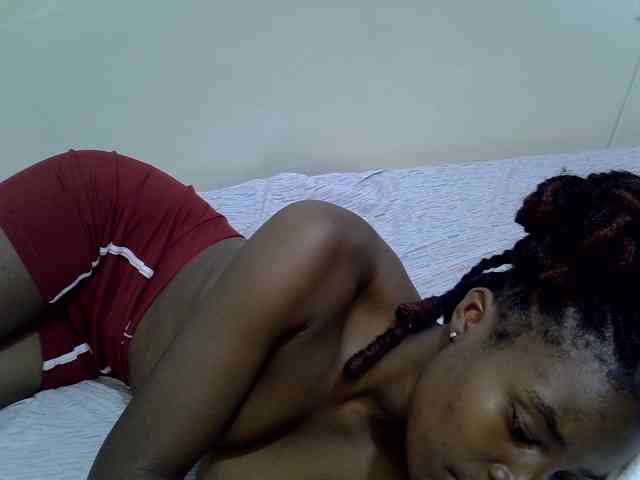 Babyhott webcam