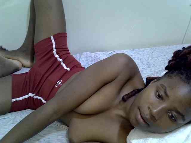 Babyhott webcam