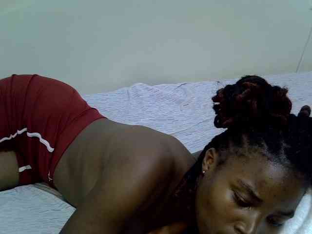 Babyhott webcam