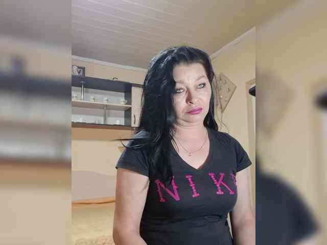 Alliahhot webcam