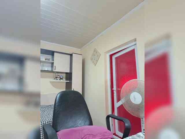 Alliahhot webcam