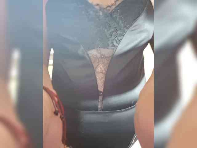 Alliahhot webcam