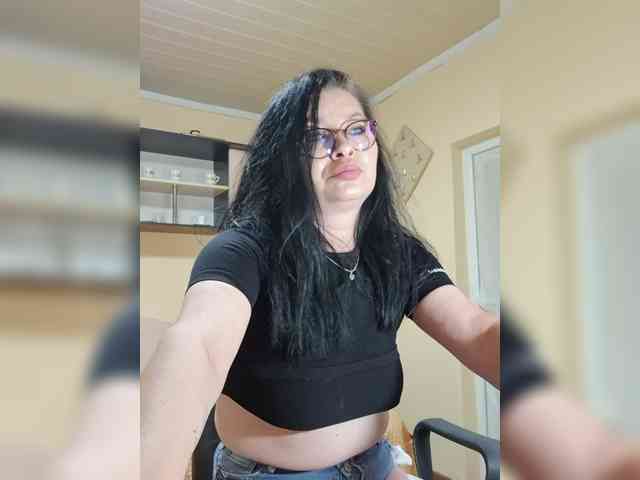 Alliahhot webcam