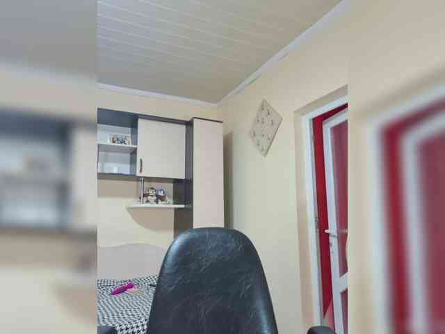 Alliahhot webcam