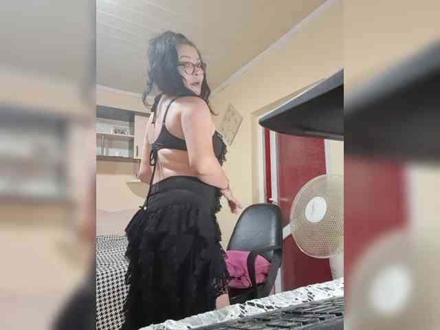 Alliahhot webcam