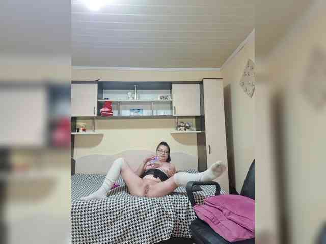 Alliahhot webcam